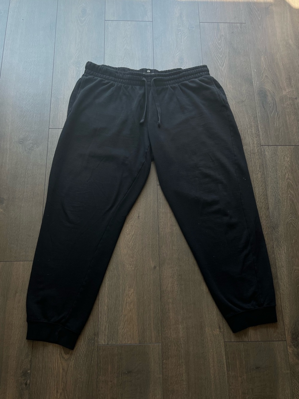H&M Drawstring Sweatpants - Picture 2 of 10